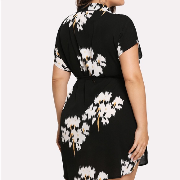 Host Pick ✨ Floral Dolphin Hem Belted Shirt Dress - Picture 3 of 6